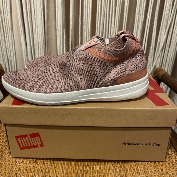 Brand new FitFlop Uberknit Slip-On sneakers w/ Crystals Dusky Pink & Soft Grey - Picture 16 of 16